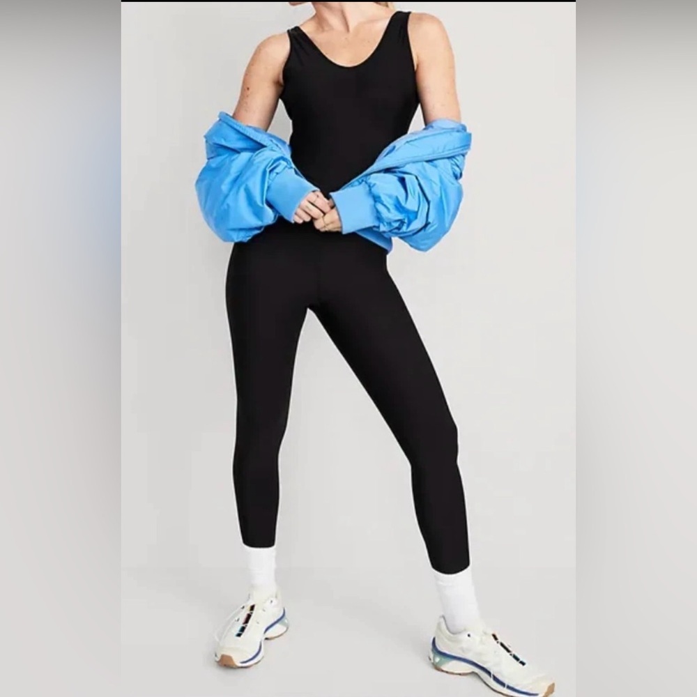 Old Navy Black Powersoft 7/8 Length Bodysuit Athletic Romper Small